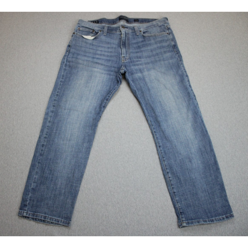 Lucky Brand Jeans Mens Size 38 x 30 Blue Cotton Blend 363 Vintage Straight Fit‎